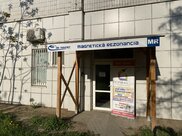 Maľovanie priestorov Magnetickej rezonancie na Kramároch